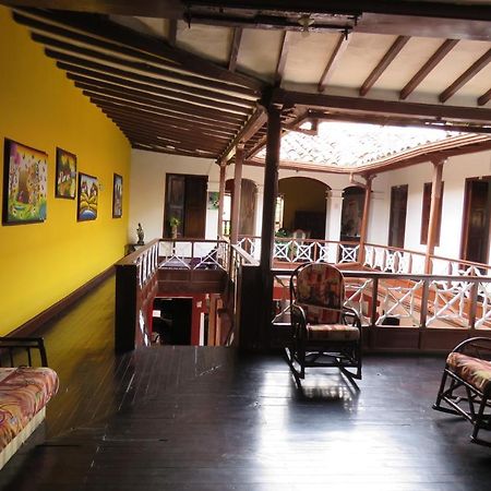 Hostel La Casona Don Juan San Gil Exterior foto