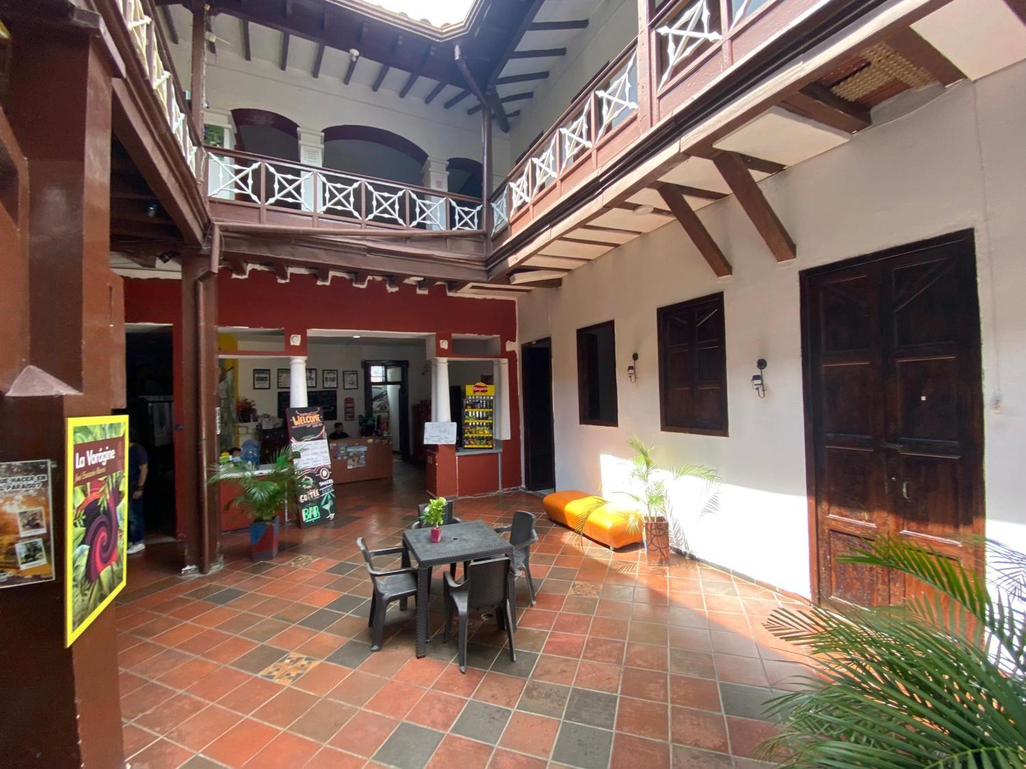 Hostel La Casona Don Juan San Gil Exterior foto